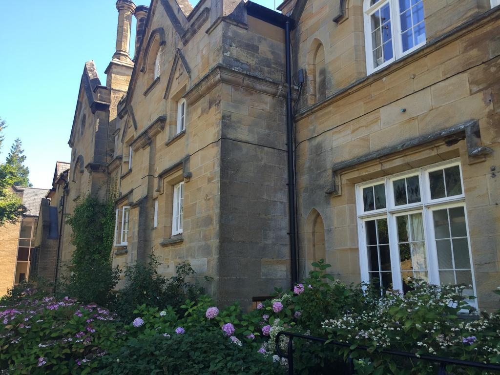 Hôtel Burrswood Health And Wellbeing à Tunbridge Wells Extérieur photo